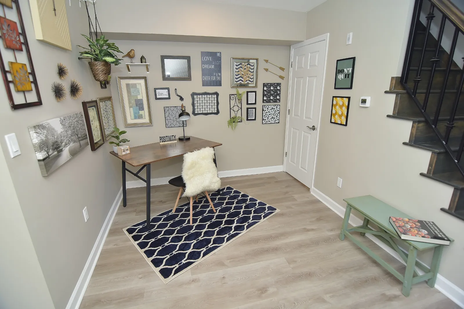 Need a working space? We've got the perfect laptop-friendly workspace for you.