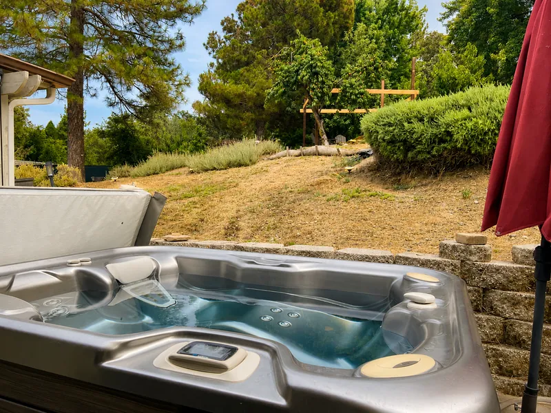 Hot tub perfect to watch the sunset or the stars—your private Yosemite basecamp awaits!